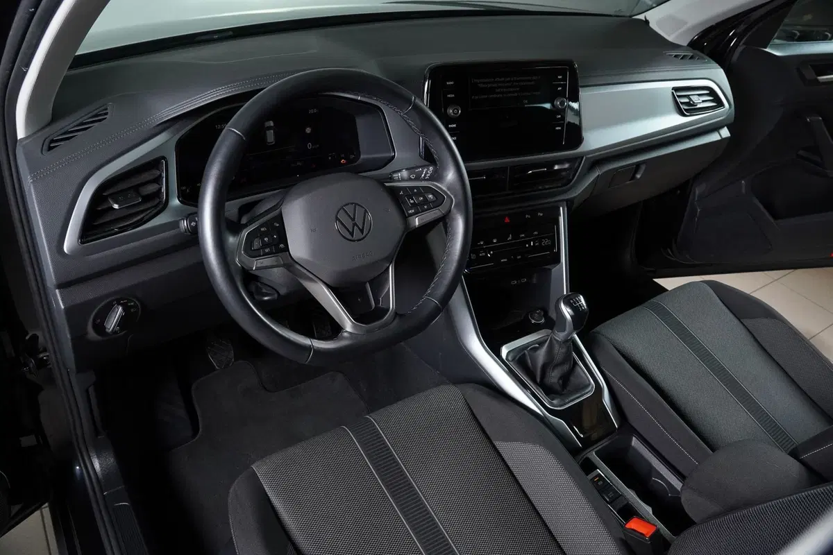 Volkswagen T-Roc usata a Perugia (15)
