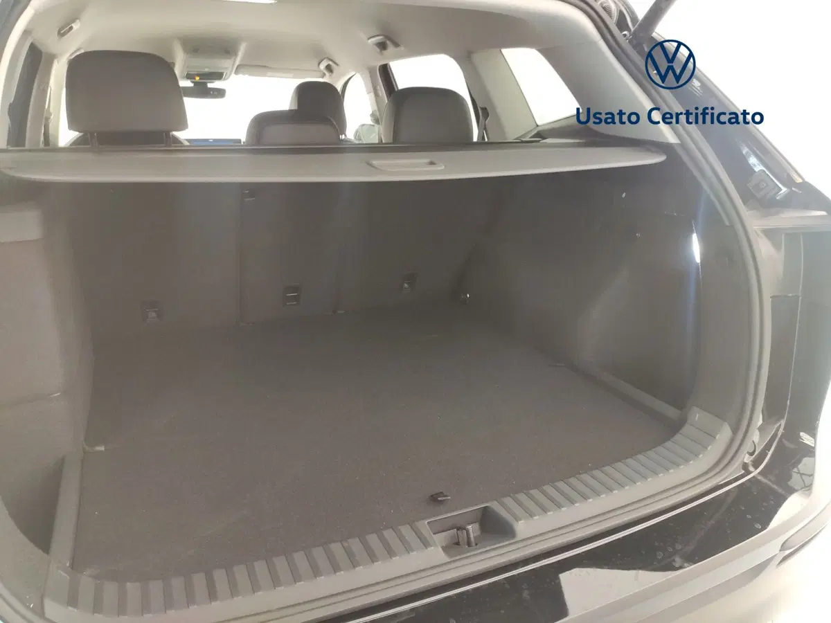 Volkswagen Tayron usata a Avellino (17)