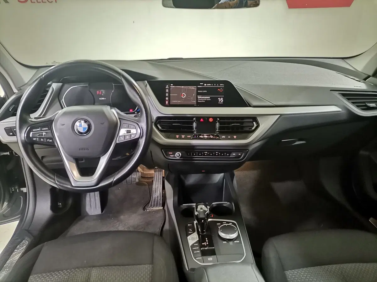 BMW Serie 1 usata a Salerno (7)