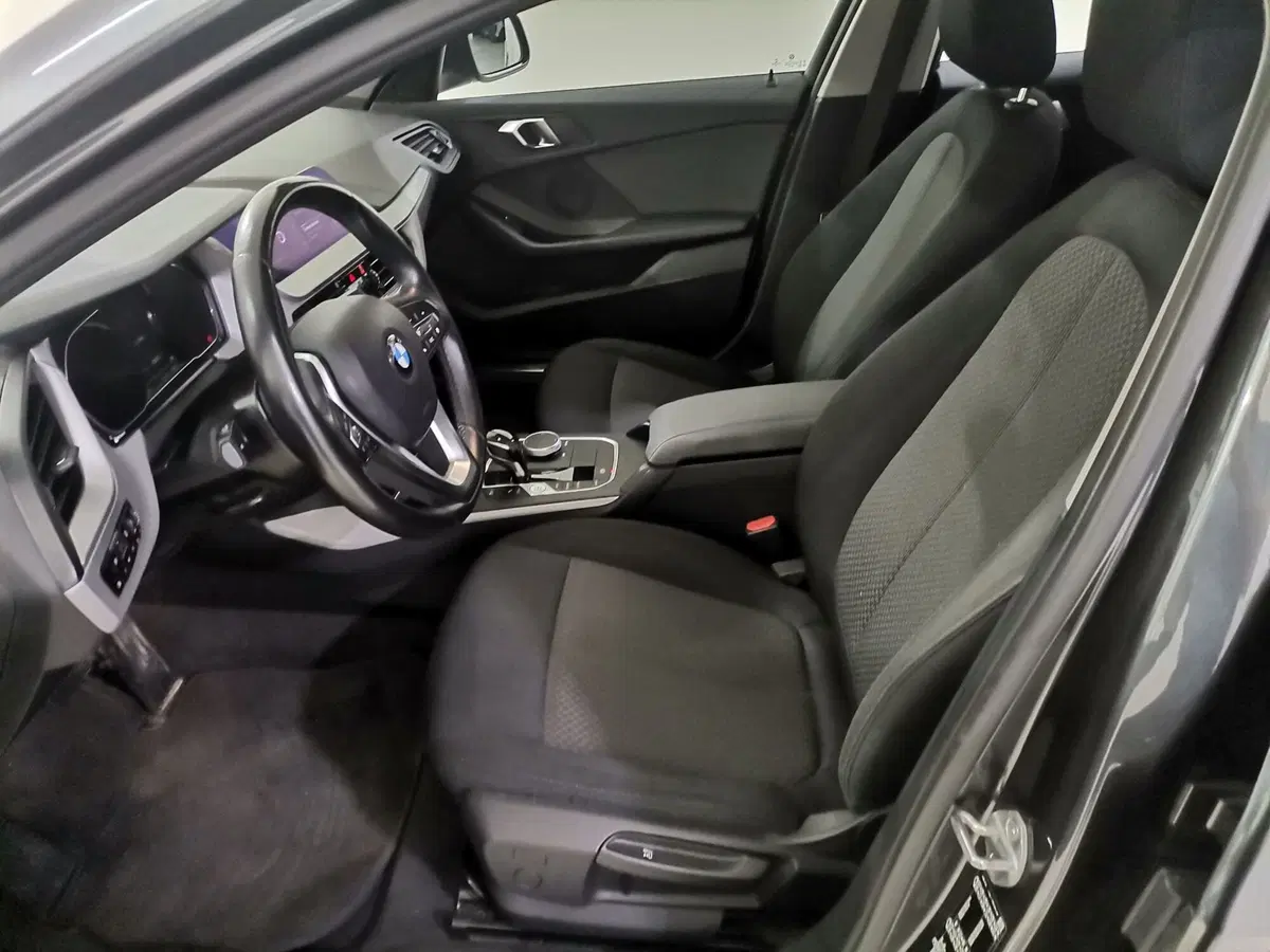 BMW Serie 1 usata a Salerno (9)