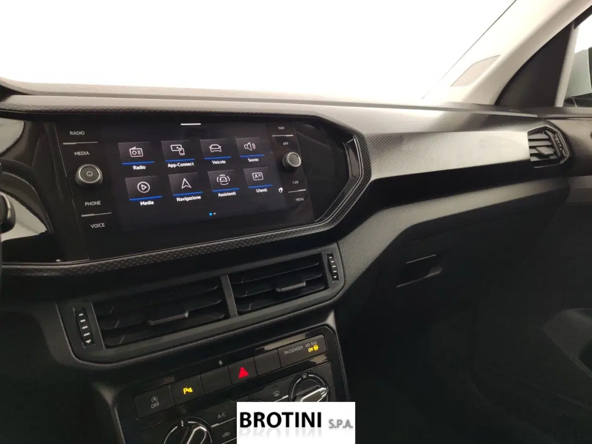 Volkswagen T-Cross usata a Massa-Carrara (12)