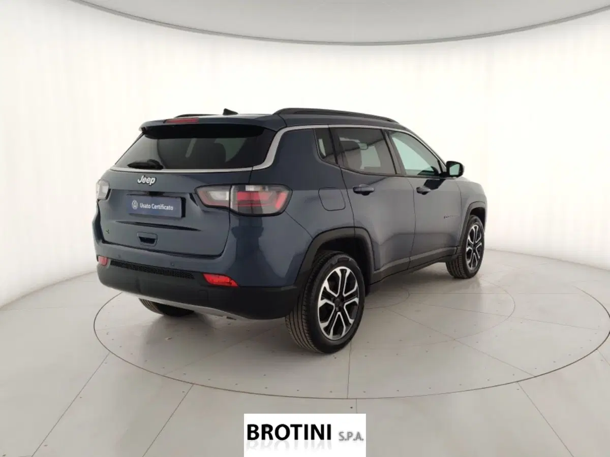 Jeep Compass usata a Massa-Carrara (3)