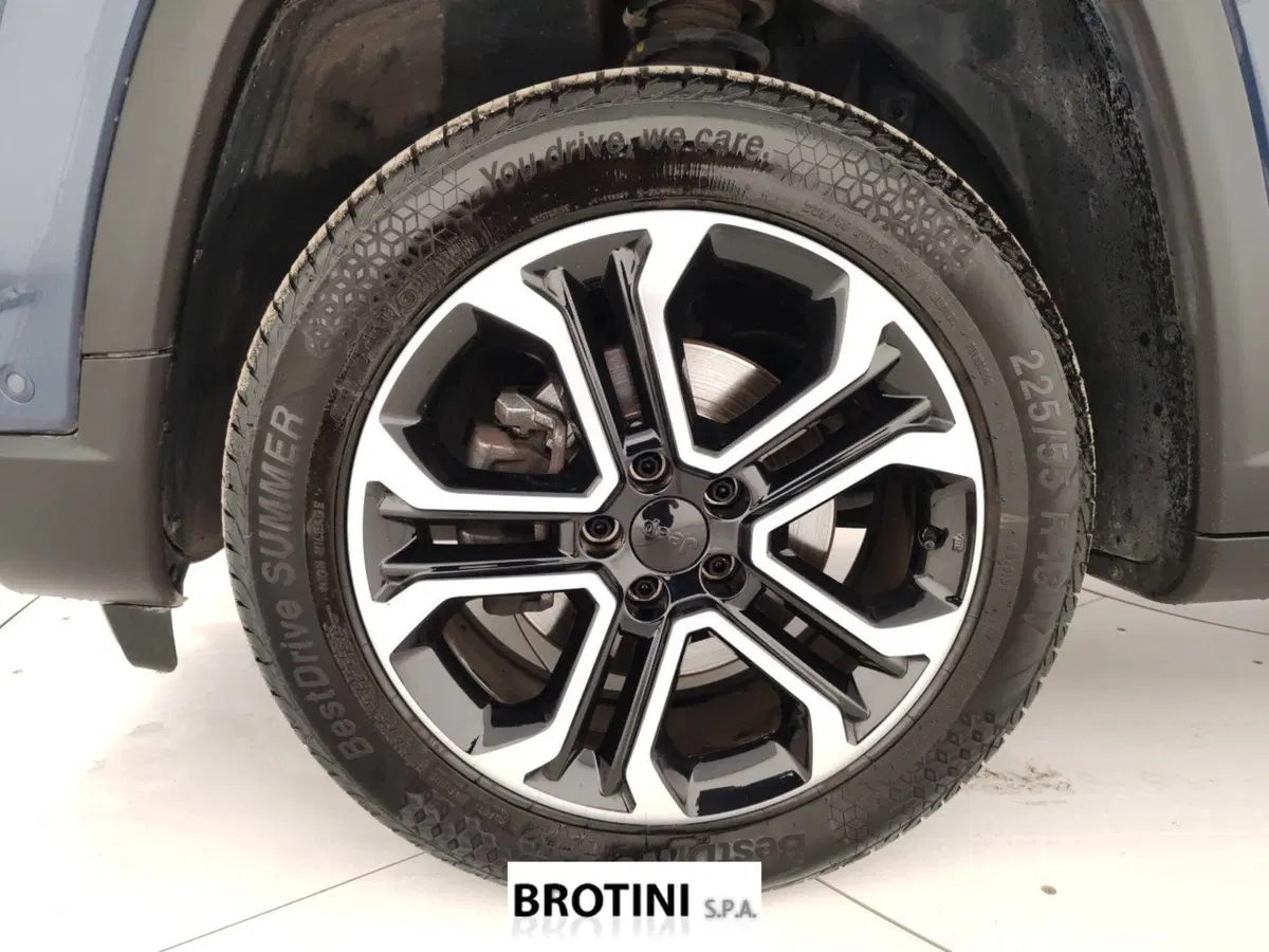 Jeep Compass usata a Massa-Carrara (6)