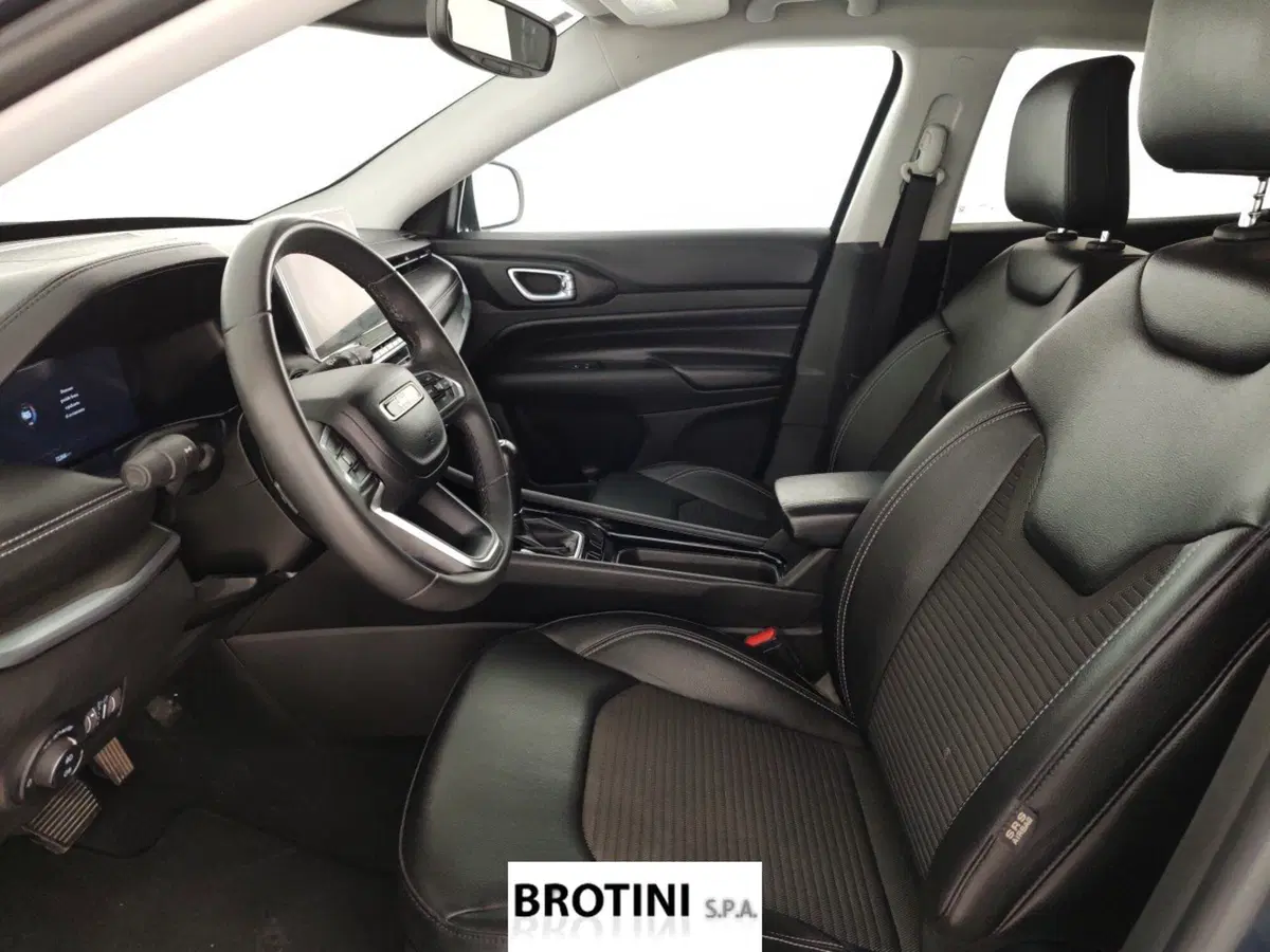 Jeep Compass usata a Massa-Carrara (7)