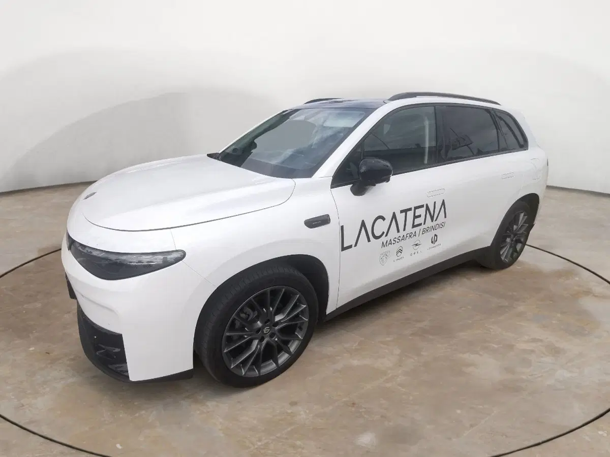 Leapmotor C10 usata a Brindisi