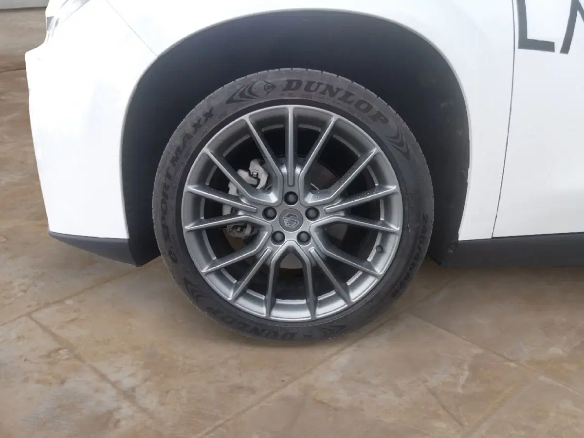 Leapmotor C10 usata a Brindisi (5)
