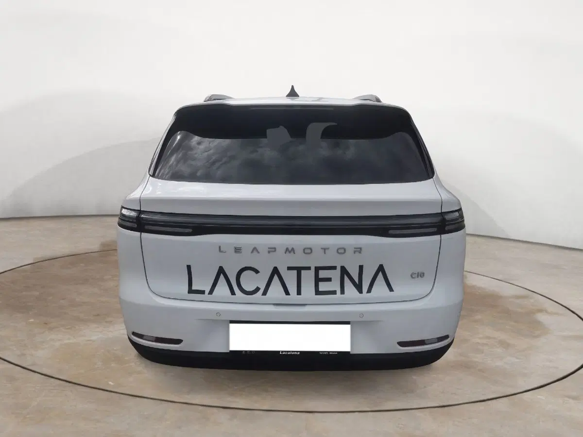 Leapmotor C10 usata a Brindisi (6)