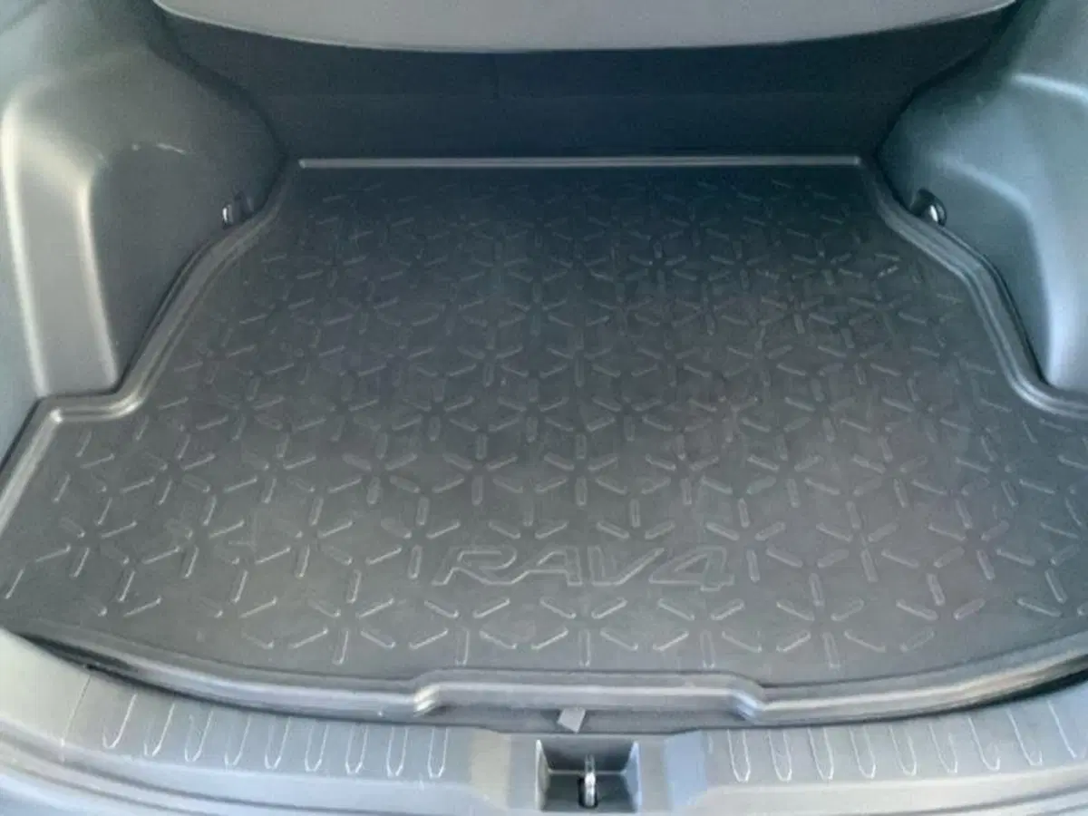 Toyota Rav4 usata a Perugia (7)