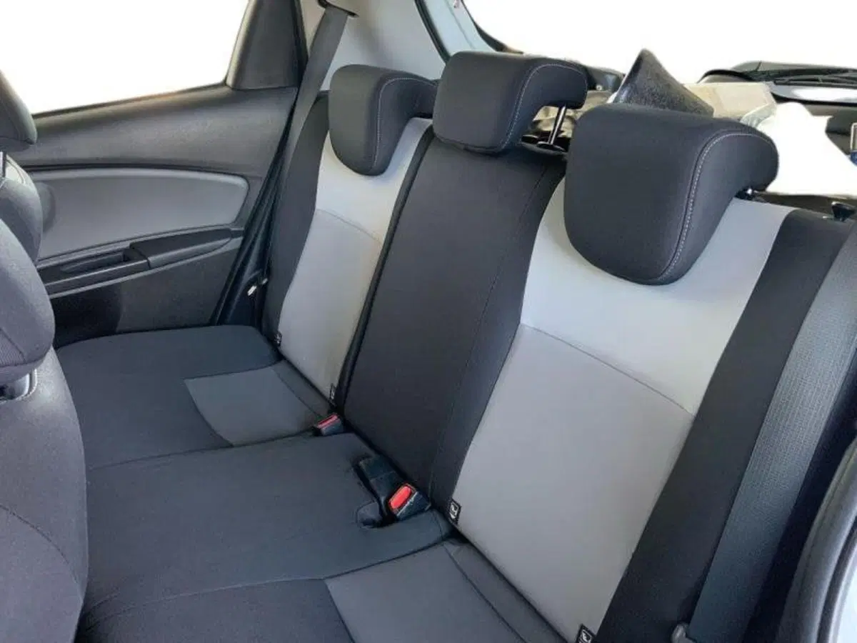 Toyota Yaris usata a Perugia (12)