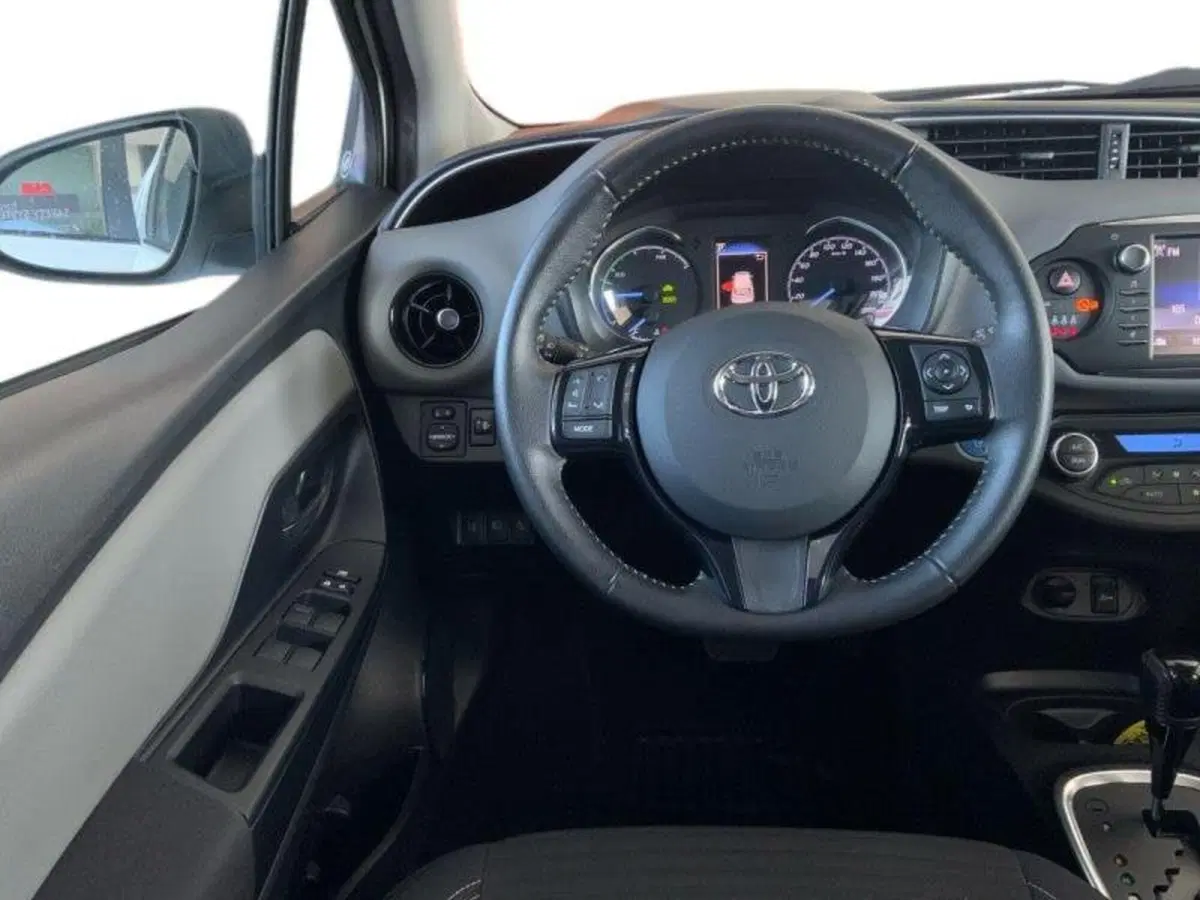 Toyota Yaris usata a Perugia (9)