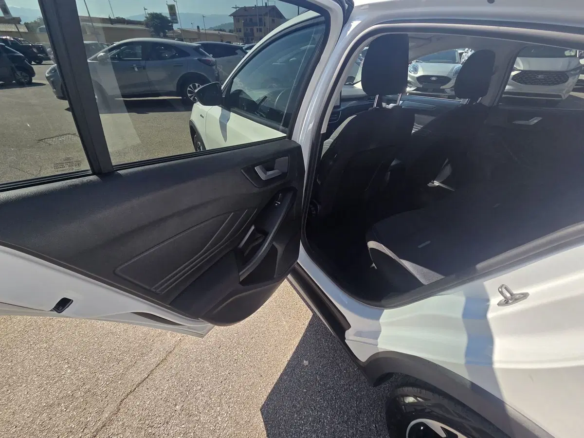 Ford Focus usata a Belluno (8)