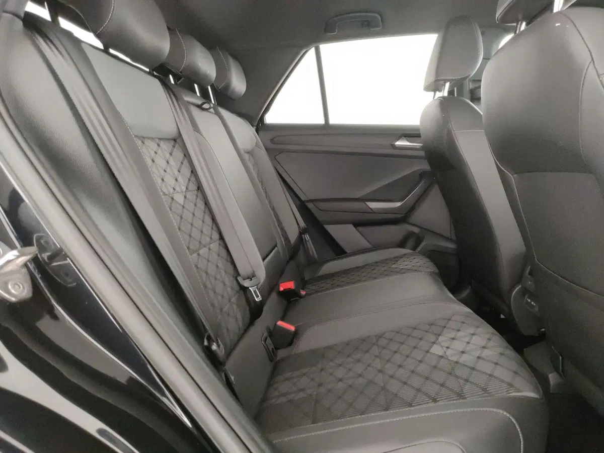 Volkswagen T-Roc usata a Napoli (8)
