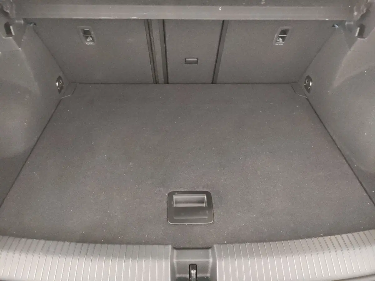 Volkswagen T-Roc usata a Napoli (11)