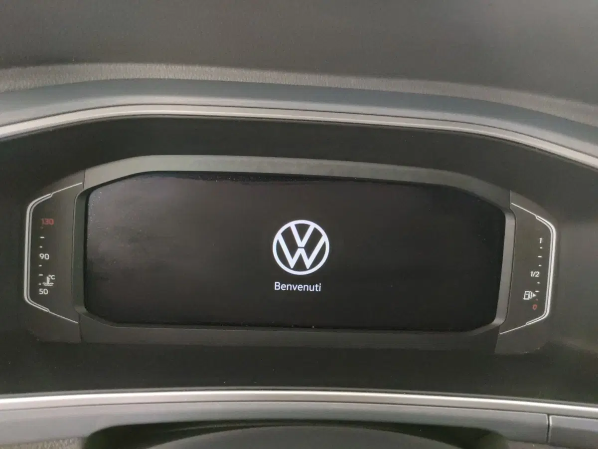 Volkswagen T-Roc usata a Napoli (14)