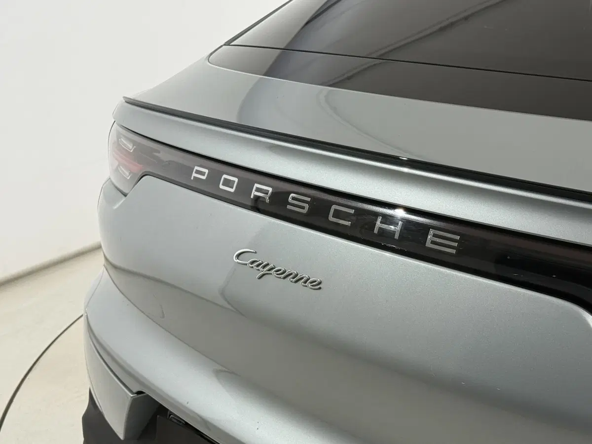 Porsche Cayenne usata a Perugia (9)