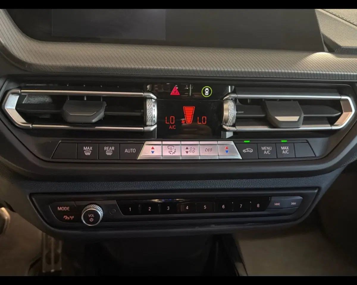 BMW Serie 1 usata a Napoli (19)