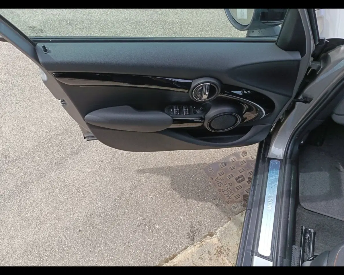 MINI Mini usata a Caserta (13)