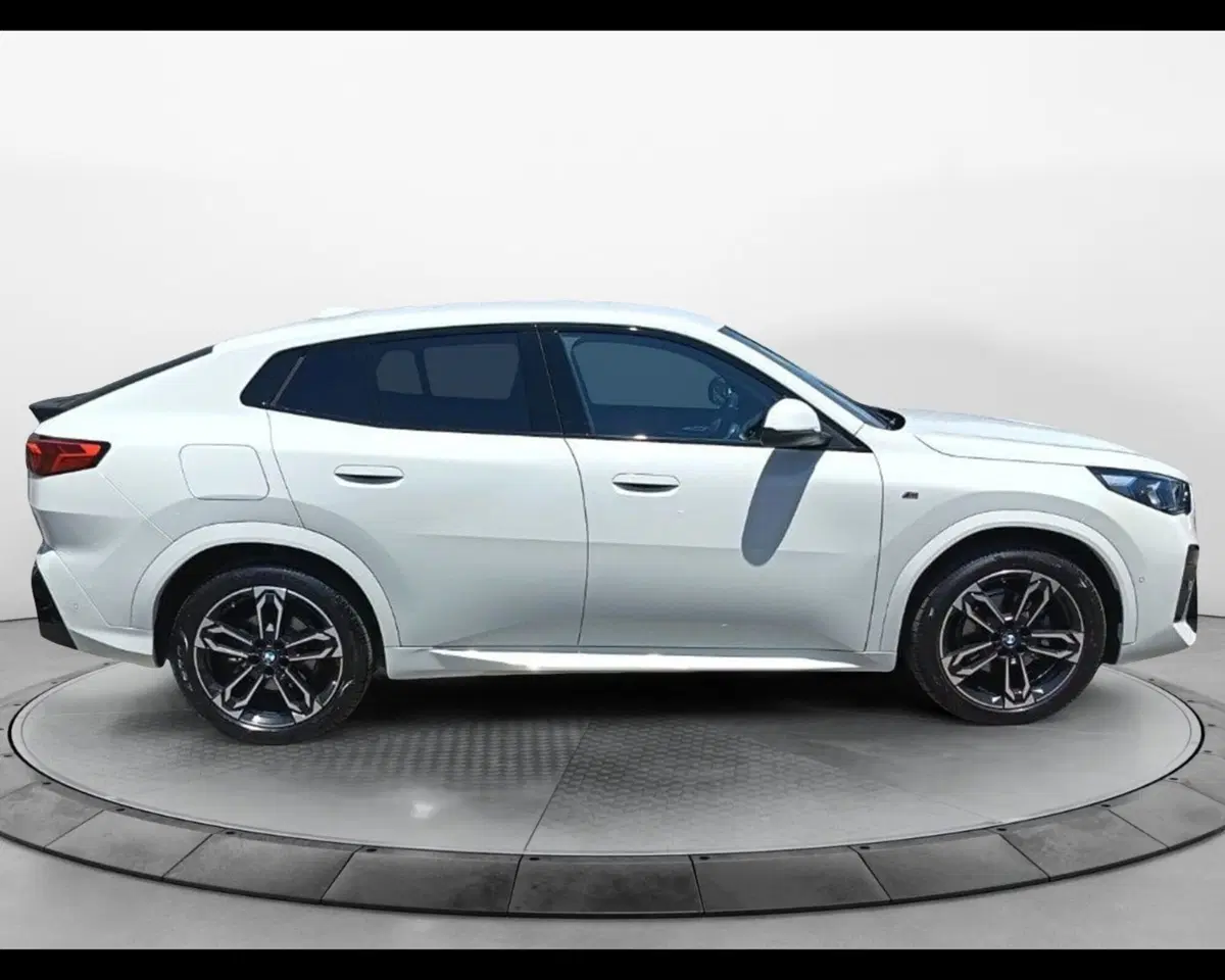 BMW X2 usata a Napoli (5)