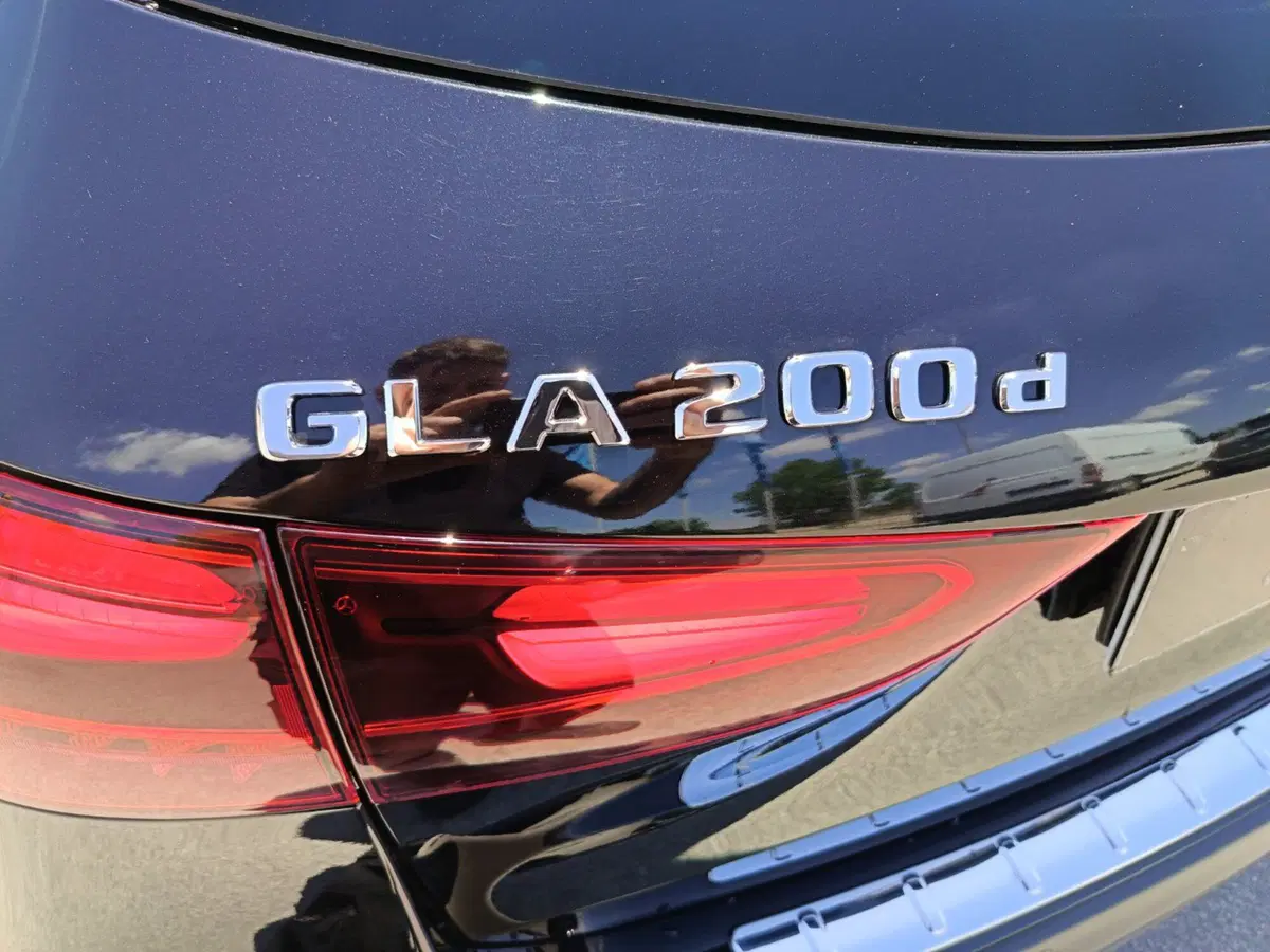 Mercedes-Benz GLA SUV usata a Caserta (19)