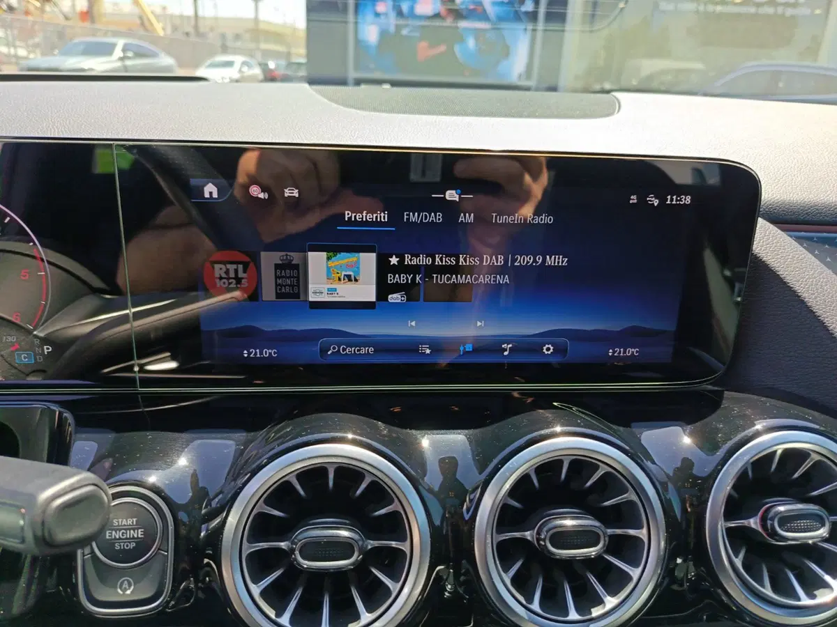 Mercedes-Benz GLA SUV usata a Caserta (6)