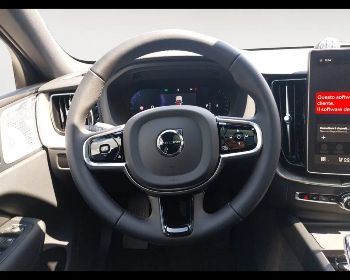 Volvo XC60 nuova a Bologna (12)