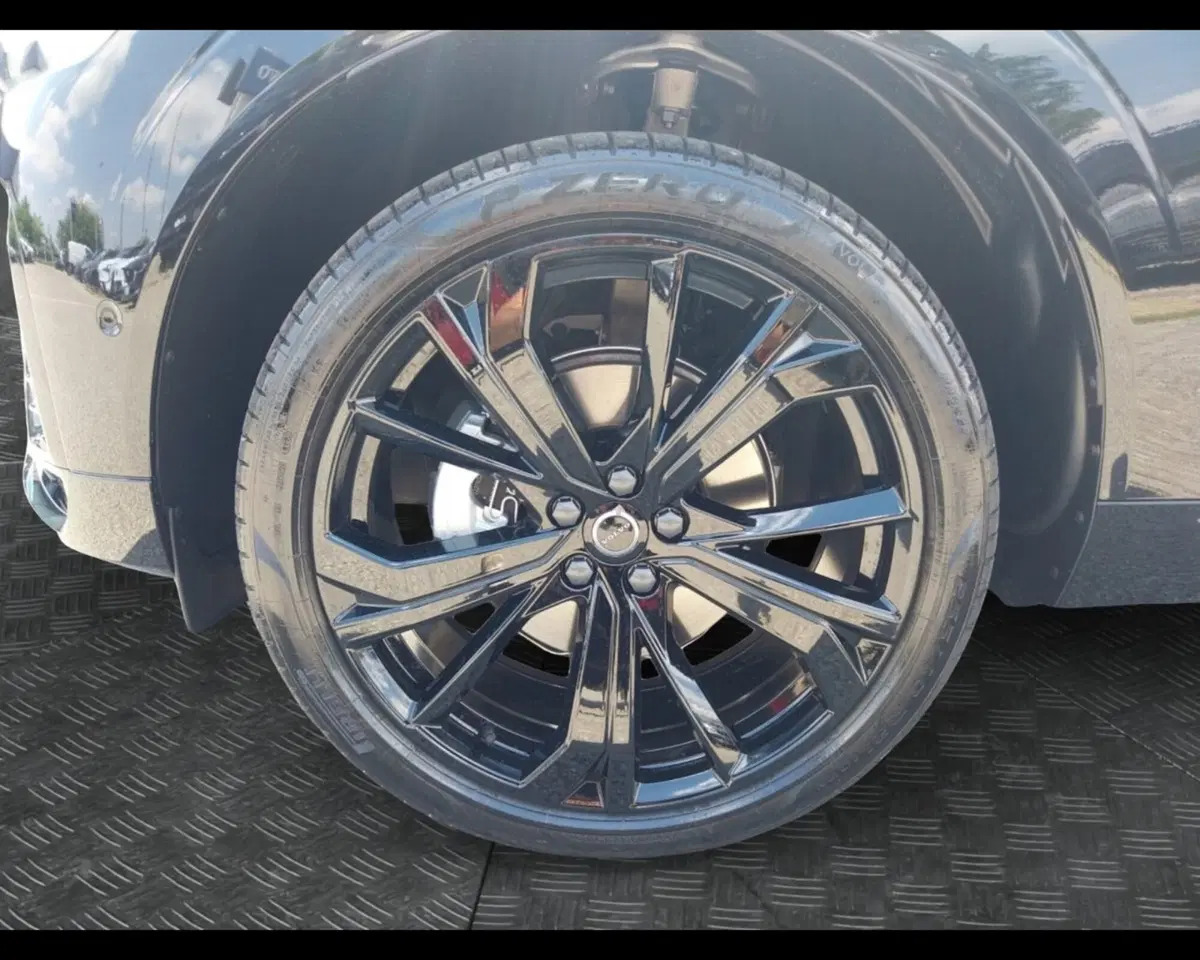 Volvo XC60 nuova a Bologna (15)