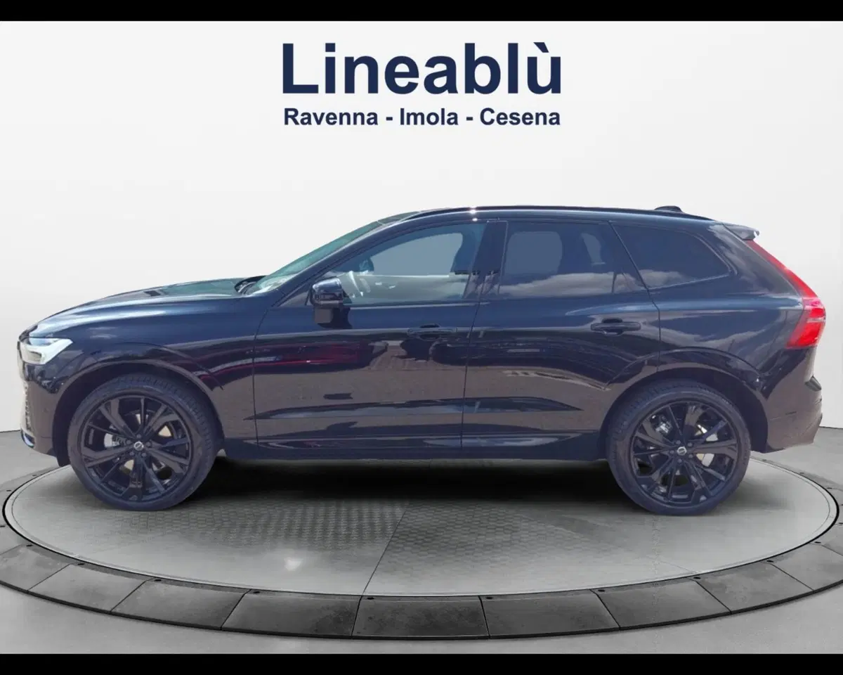 Volvo XC60 nuova a Bologna (2)