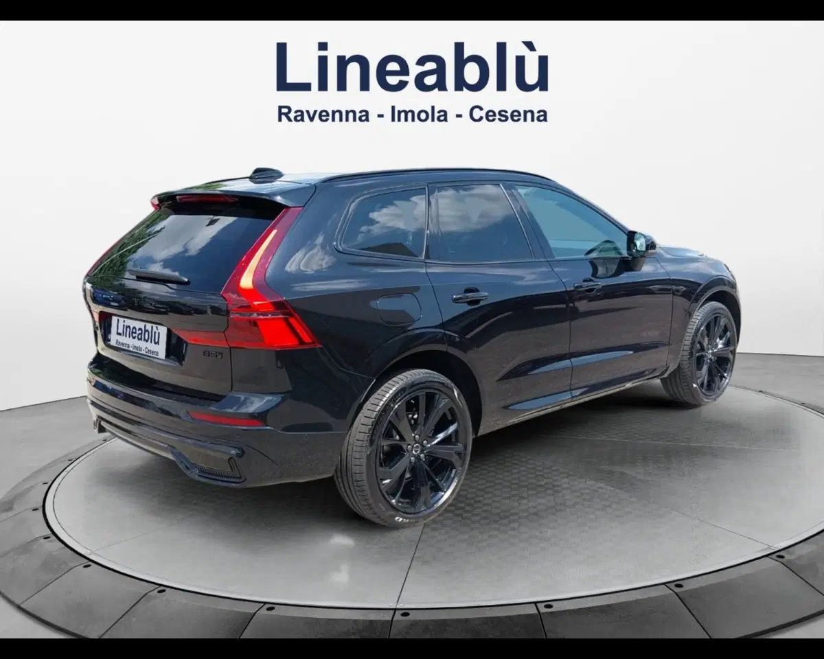 Volvo XC60 nuova a Bologna (5)