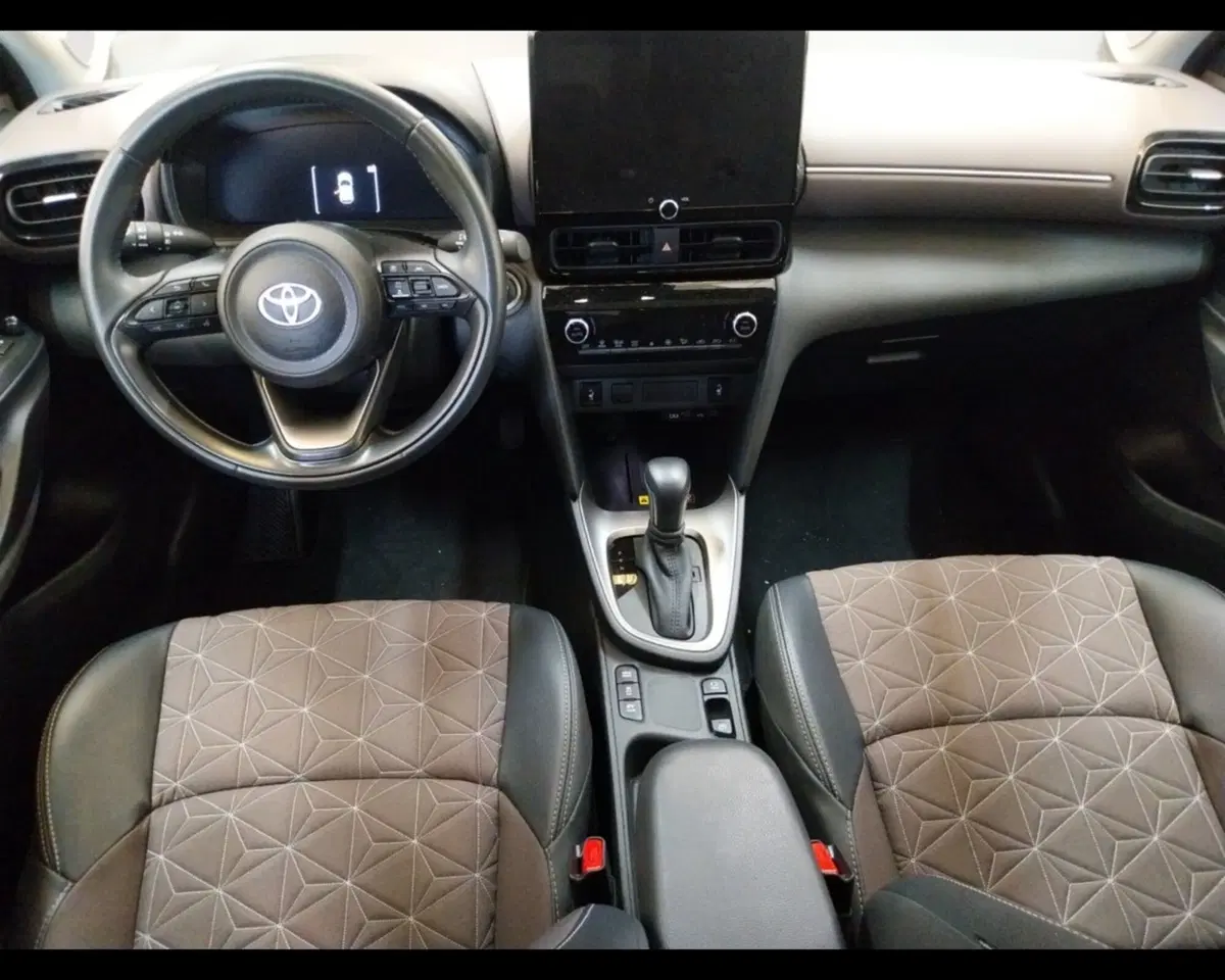 Toyota Yaris Cross usata a Forlì-Cesena (10)