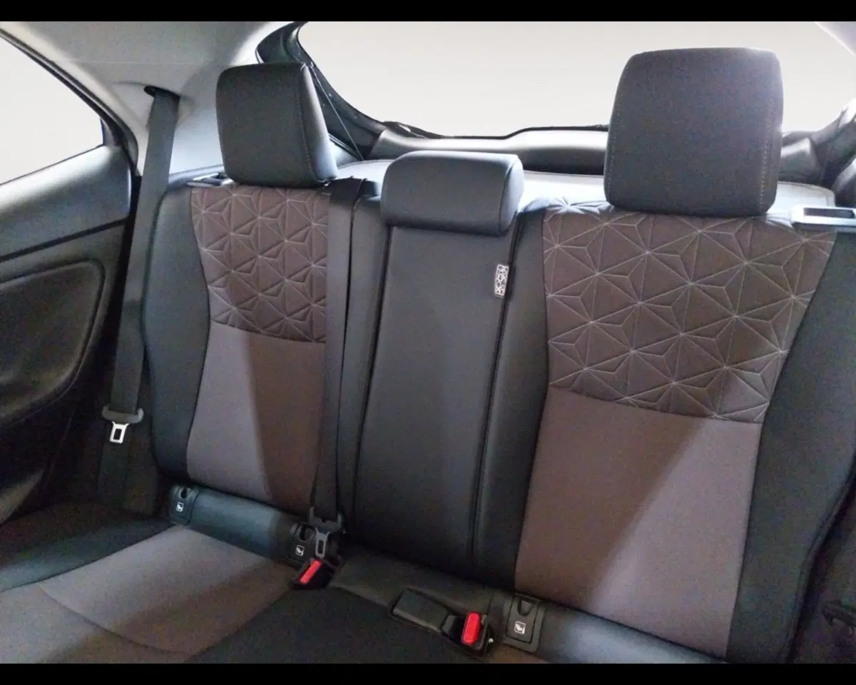 Toyota Yaris Cross usata a Forlì-Cesena (13)