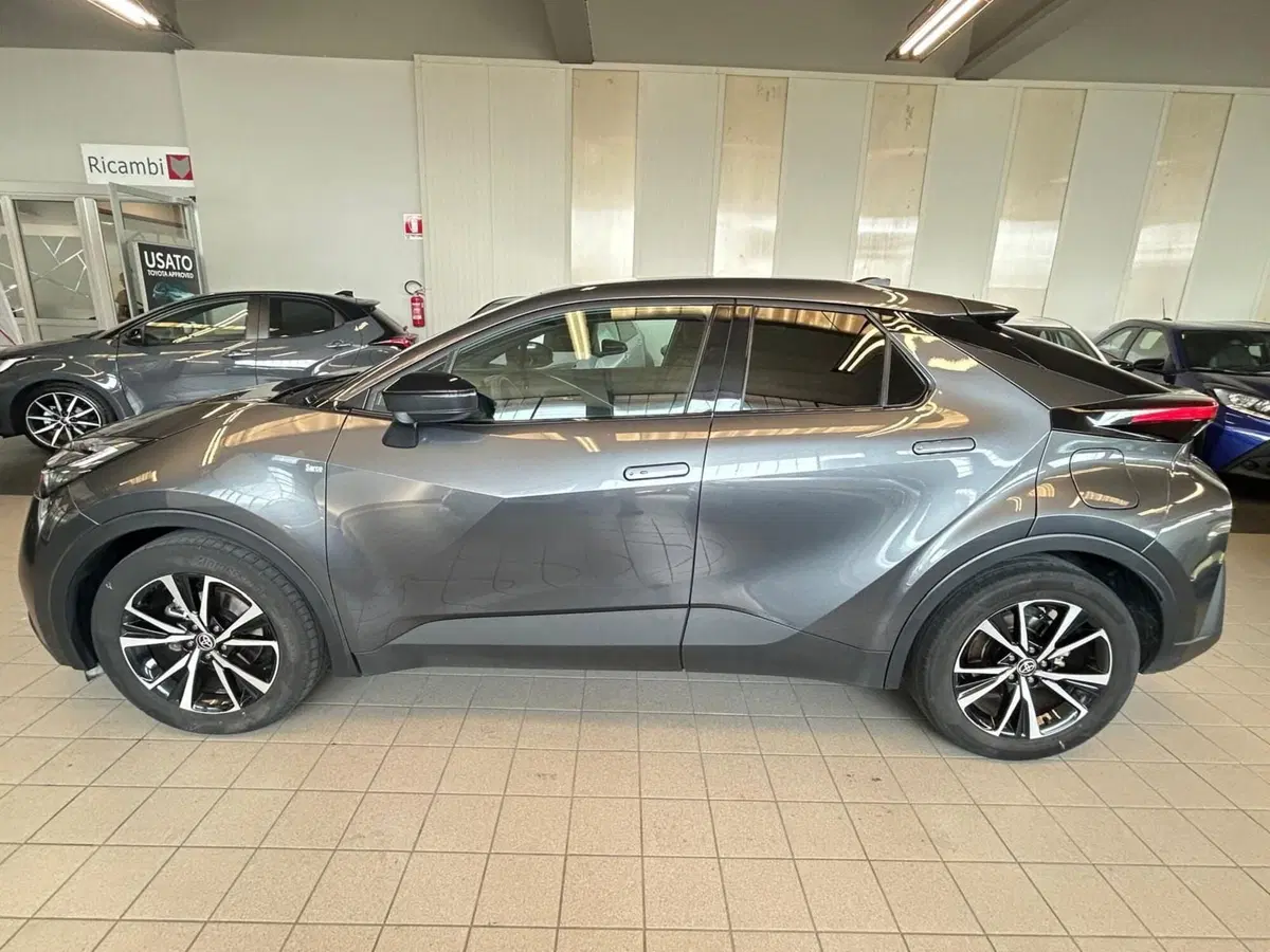Toyota Toyota C-HR usata a Bergamo (2)
