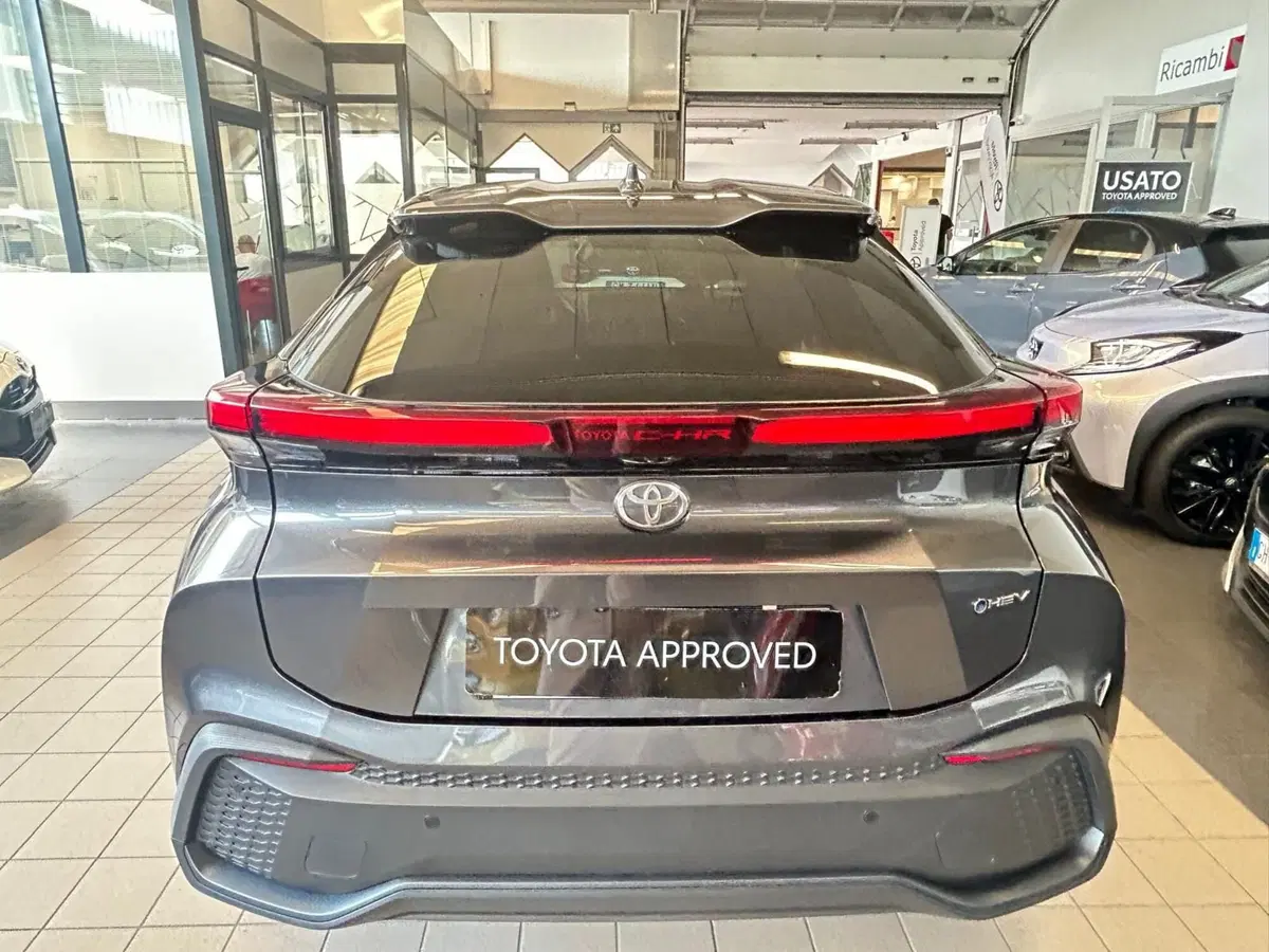 Toyota Toyota C-HR usata a Bergamo (3)