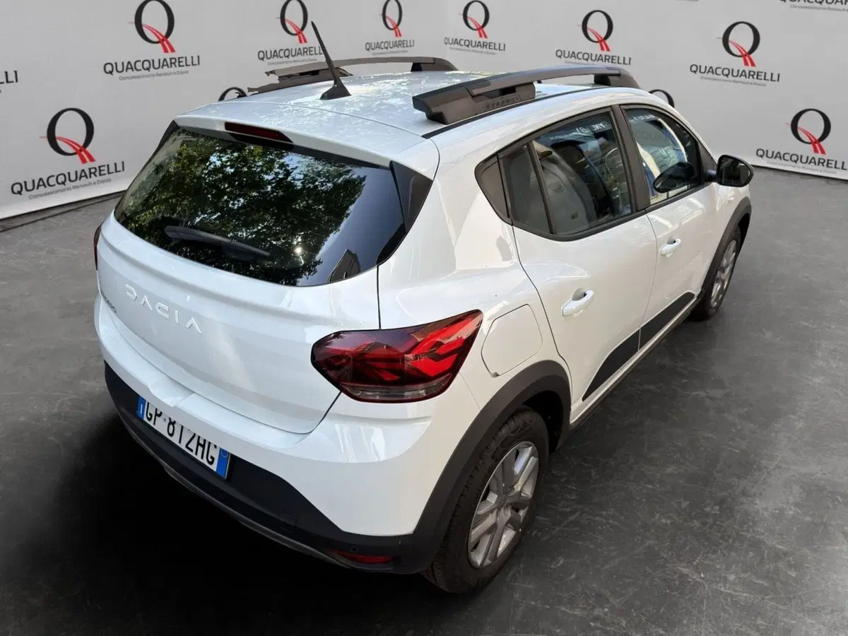 Dacia Sandero usata a Milano (4)
