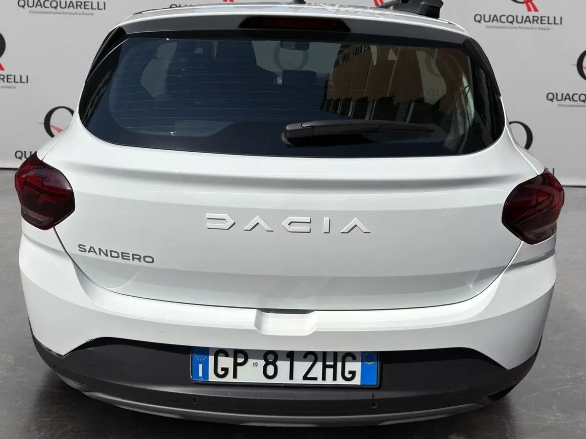 Dacia Sandero usata a Milano (5)