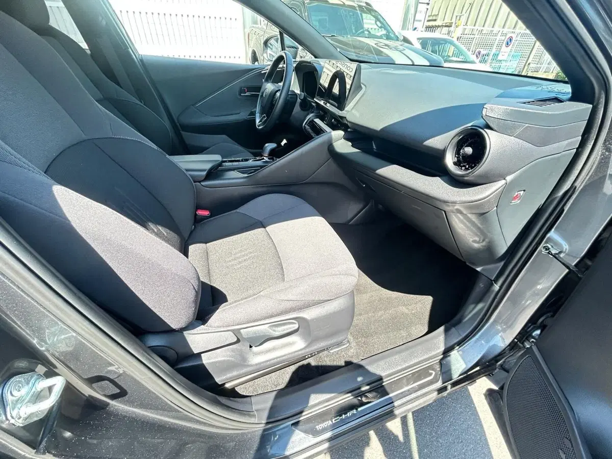 Toyota Toyota C-HR usata a Bergamo (9)