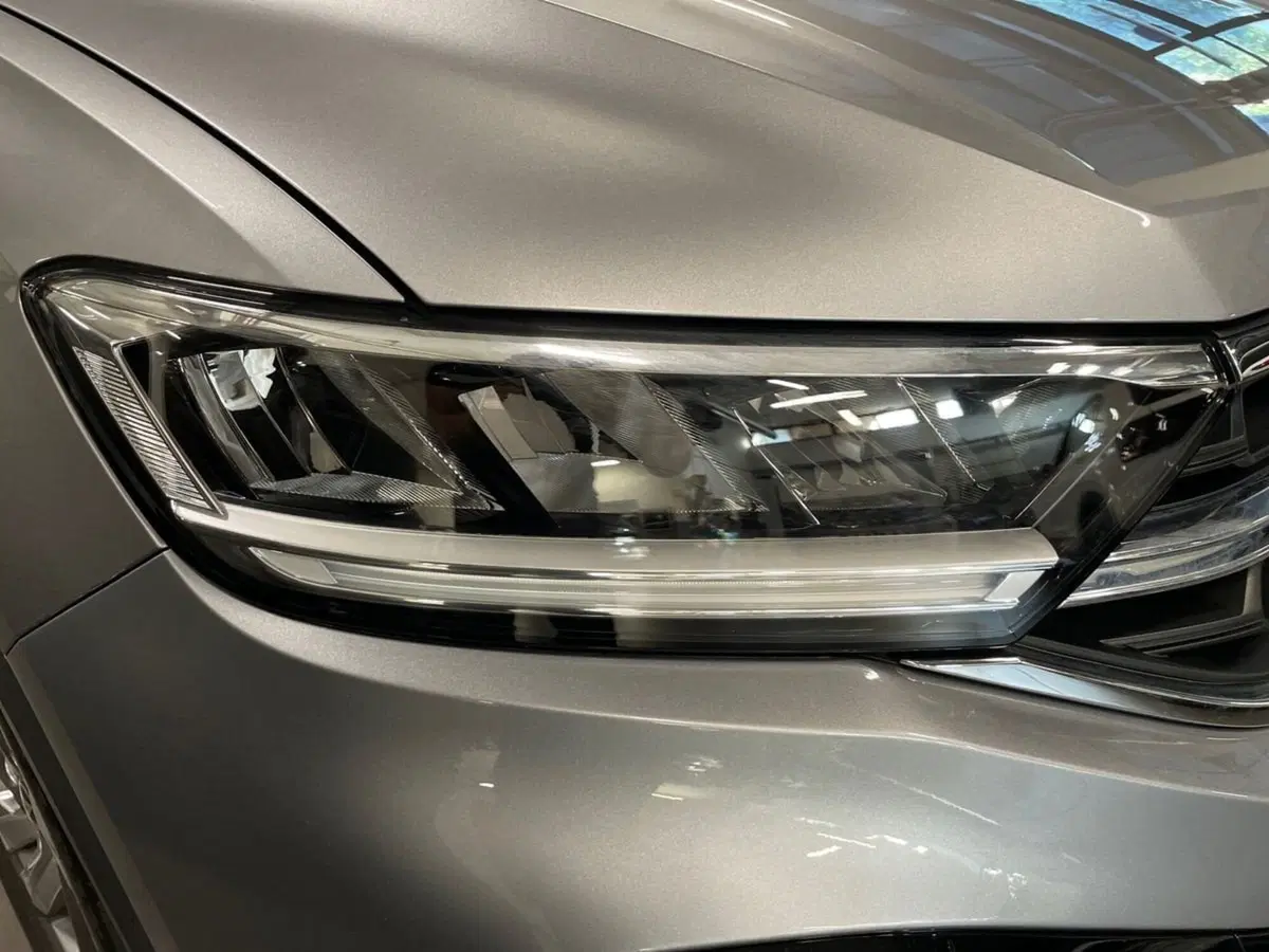 Volkswagen T-Roc usata a Prato (7)
