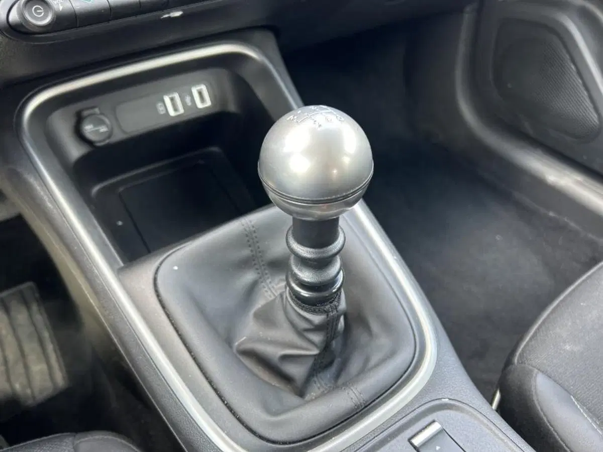 Jeep Avenger usata a Cuneo (17)