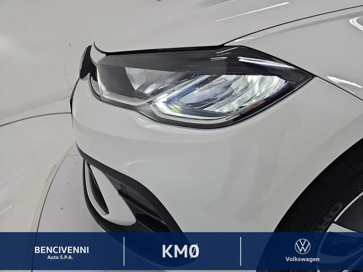 Volkswagen Polo nuova a Catanzaro (11)