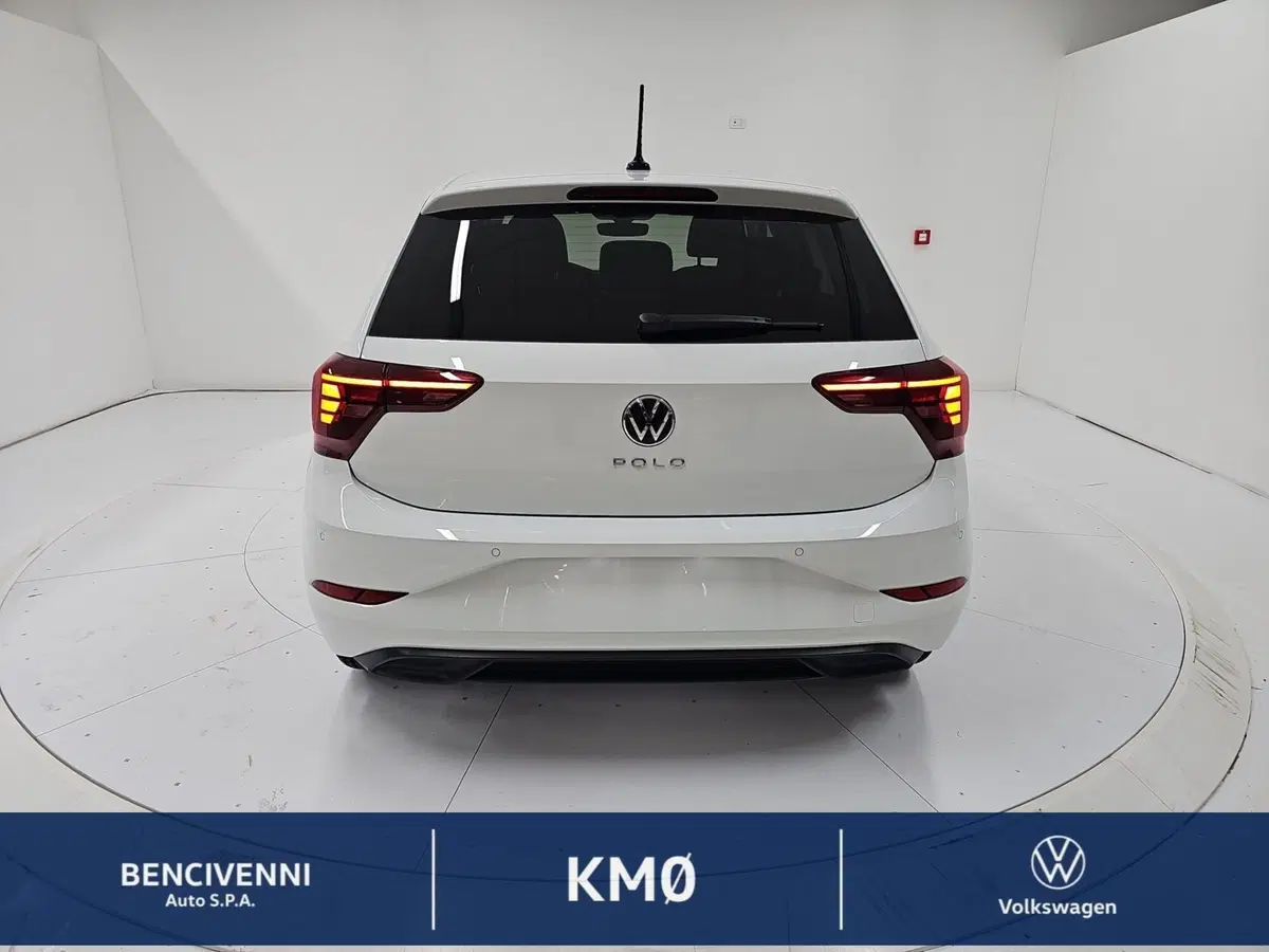Volkswagen Polo nuova a Catanzaro (7)