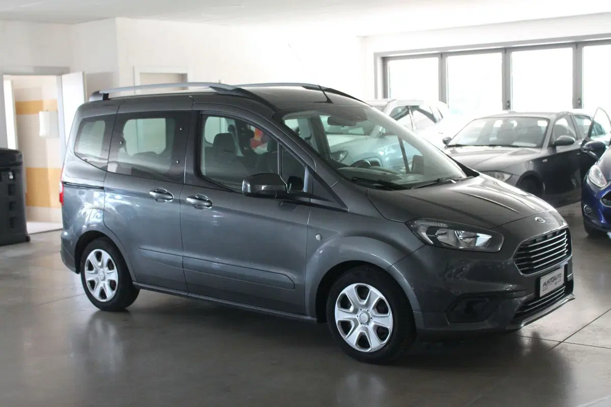 Ford Tourneo Courier usata a Cuneo (6)