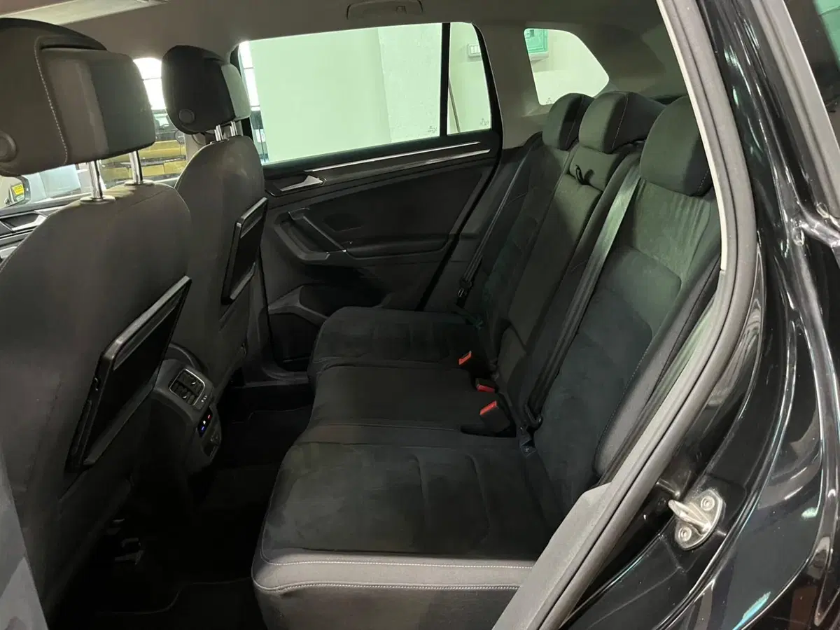 Volkswagen Tiguan usata a Lucca (12)