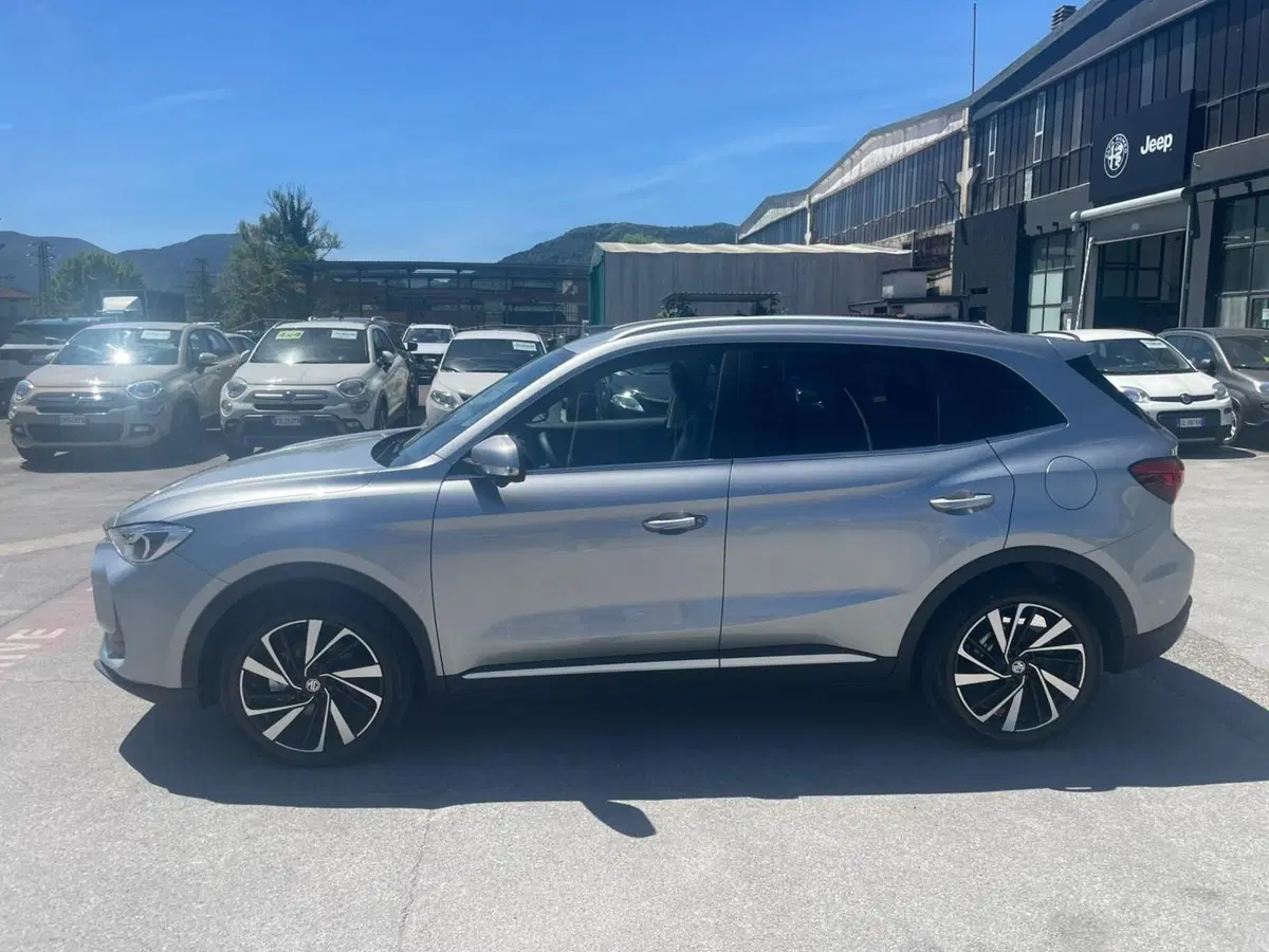 Mg ZS nuova a Lucca (2)
