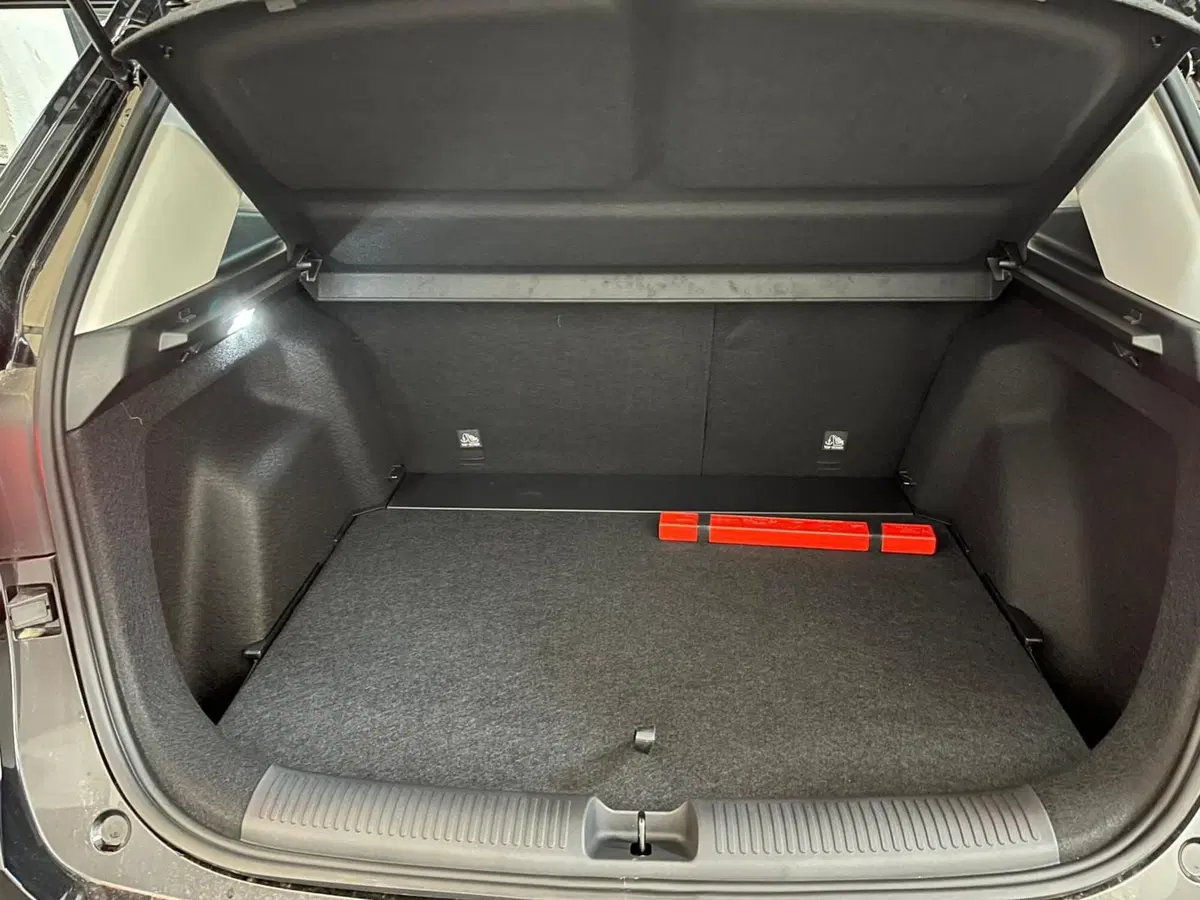 Mg ZS nuova a Lucca (13)