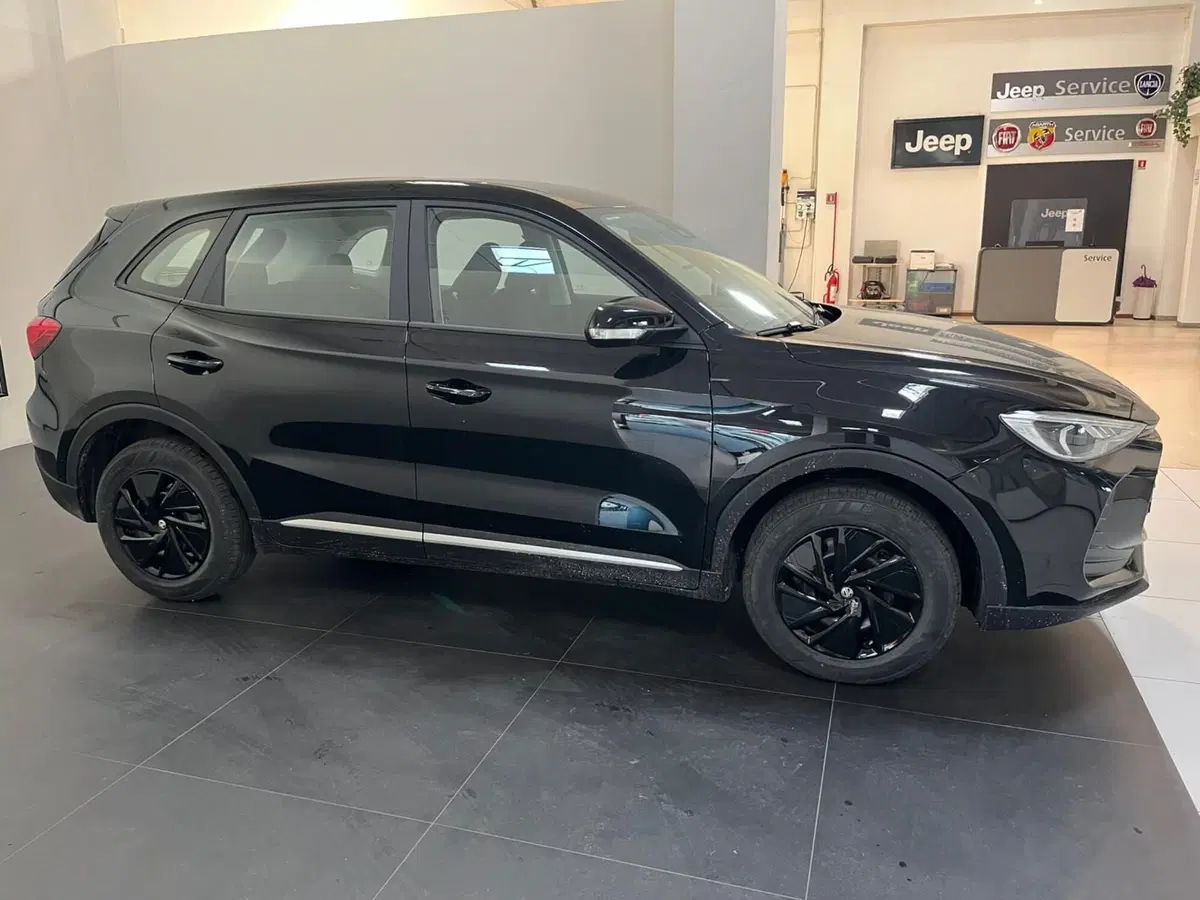 Mg ZS nuova a Lucca (4)
