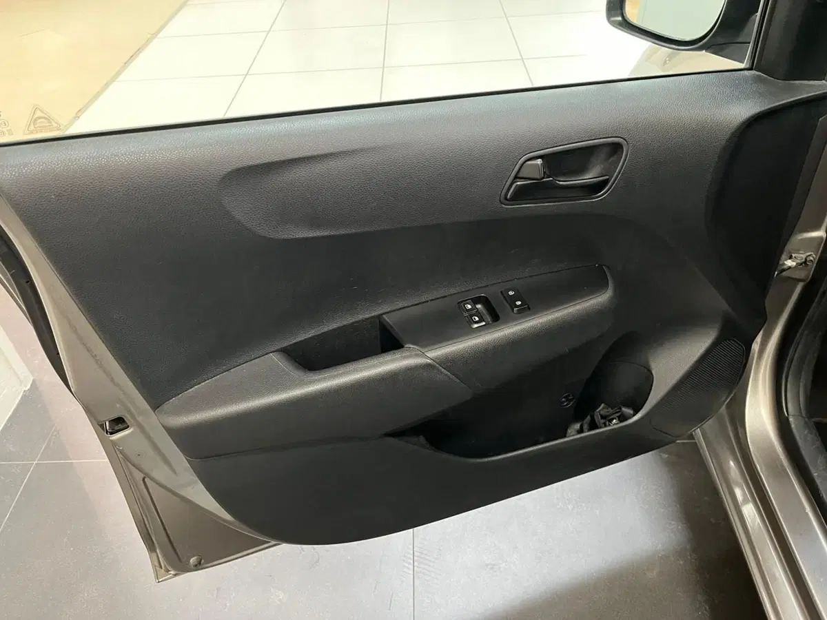 Kia Picanto usata a Lucca (10)