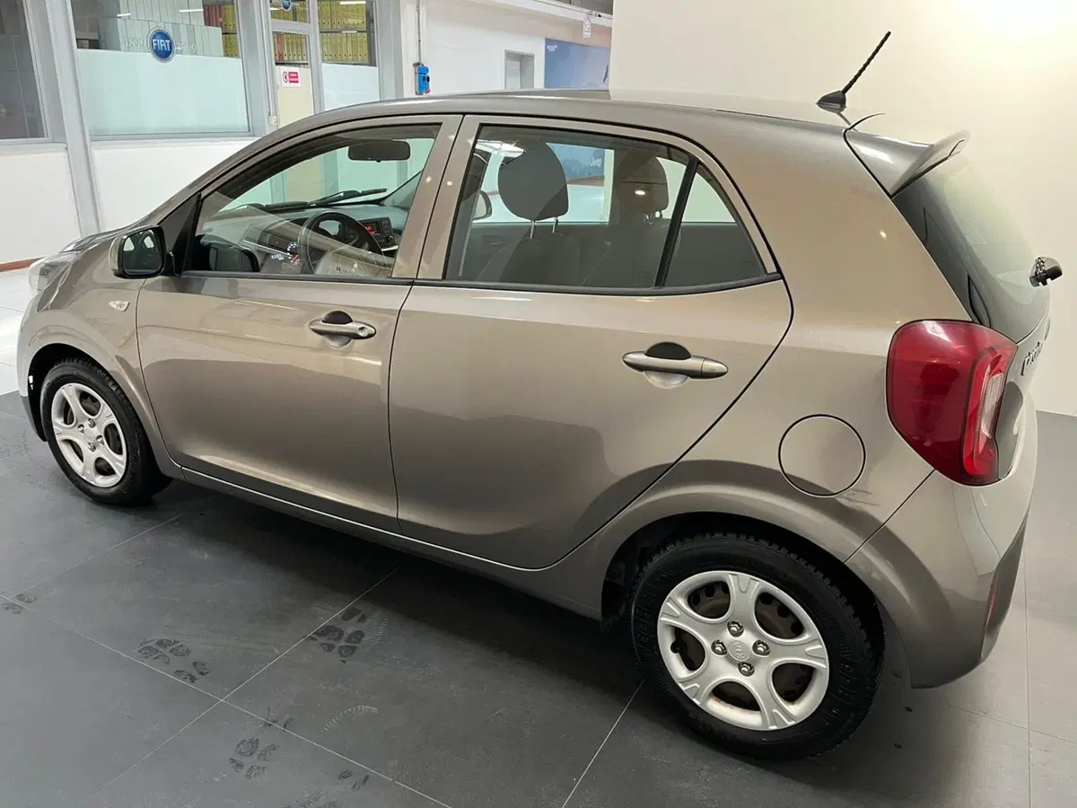 Kia Picanto usata a Lucca (8)