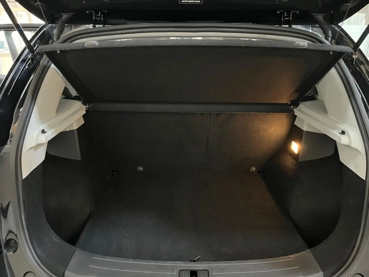 Mg ZS usata a Lucca (13)