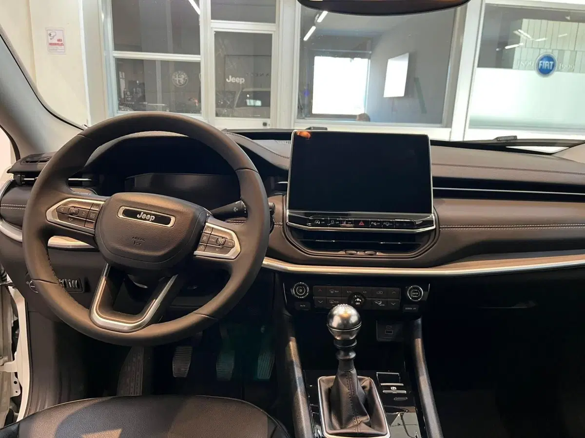 Jeep Compass usata a Lucca (15)