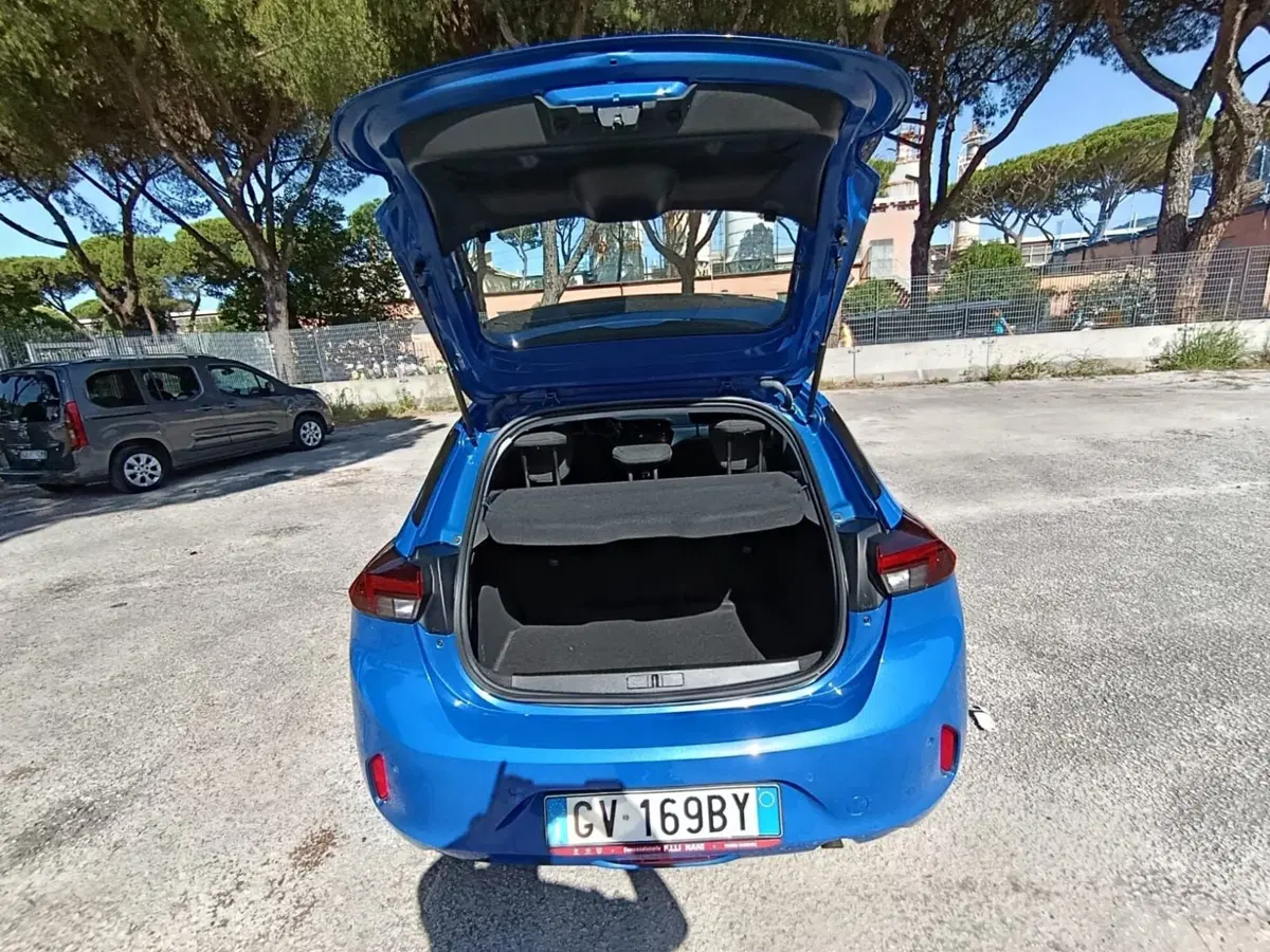 Opel Corsa usata a Massa-Carrara (12)