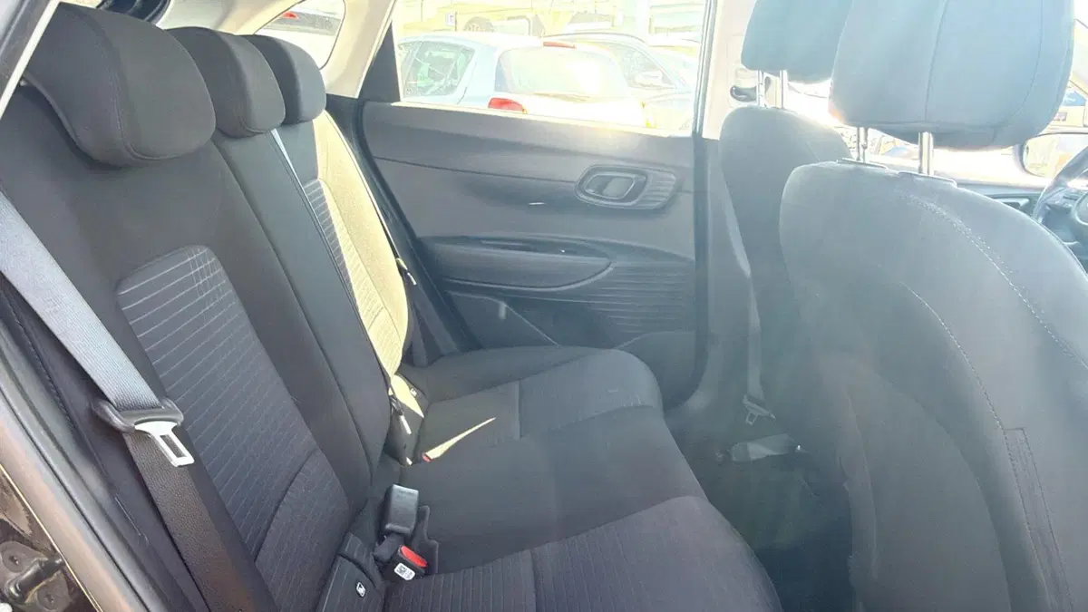 Hyundai i20 usata a Massa-Carrara (11)